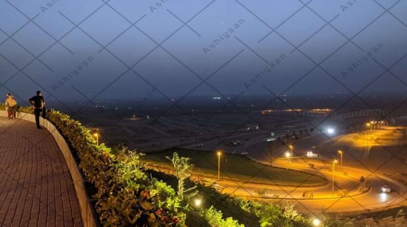villa for sale in Bahria Town Karachi