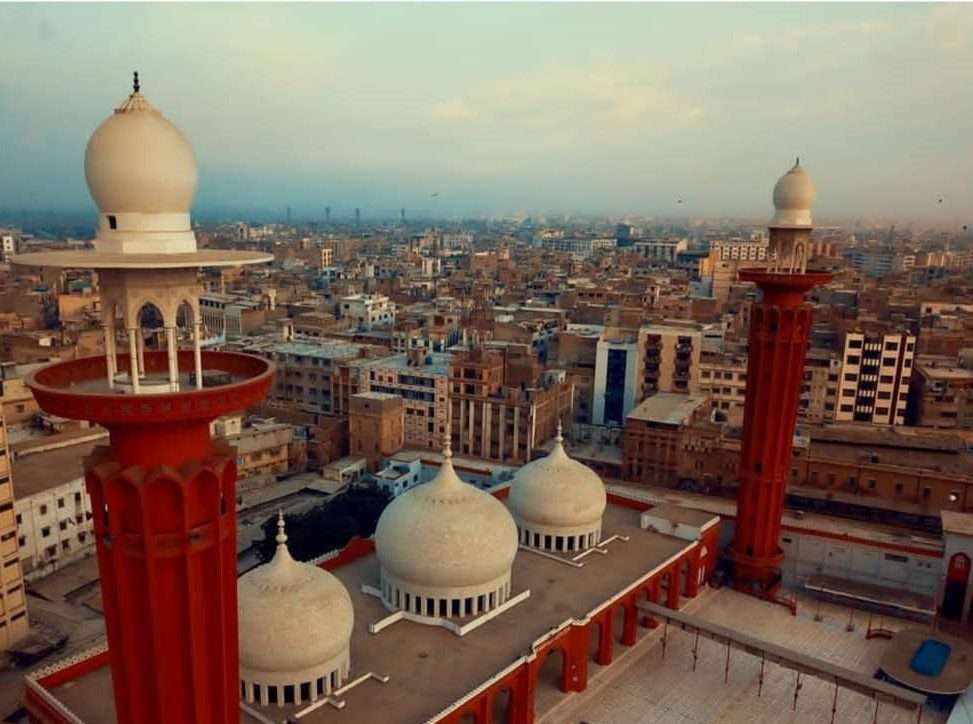 The Largest & Famous Mosques in Karachi 3 Mosques