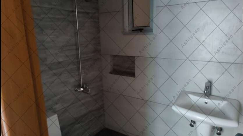 flat for sale in the Court Regency