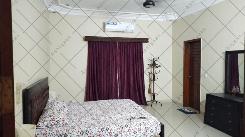 house for sale in Clifton Block 8 Karachi (1)