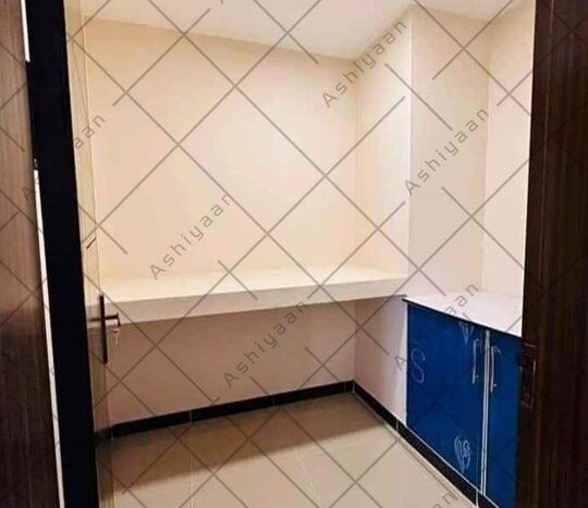 250 Yards Flat For Rent in Askari 5 Karachi (1)