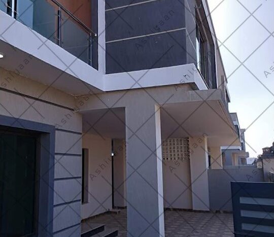 375 yards House For Sale in Askari 5 Karachi (10)