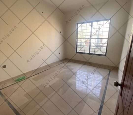 Flat For Rent in Shaheed-e-Millat Road Karachi (1)
