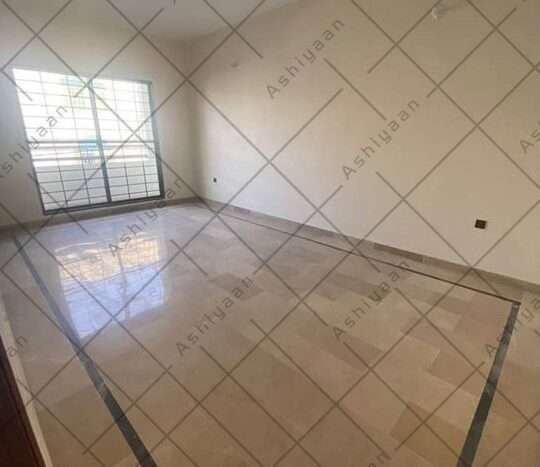 Flat For Rent in Shaheed-e-Millat Road Karachi (1)